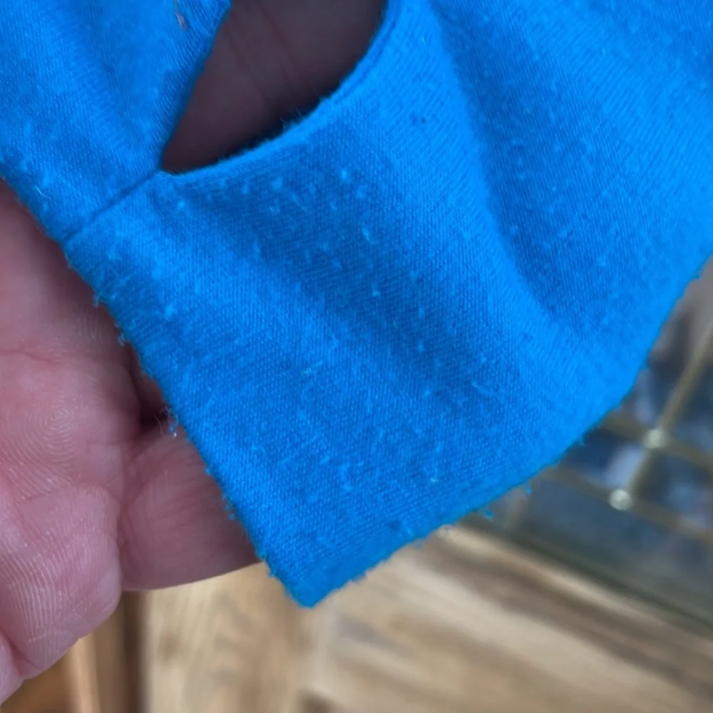Livi turquoise blue with thumb hole on sleeve shirt - Picture 5 of 5